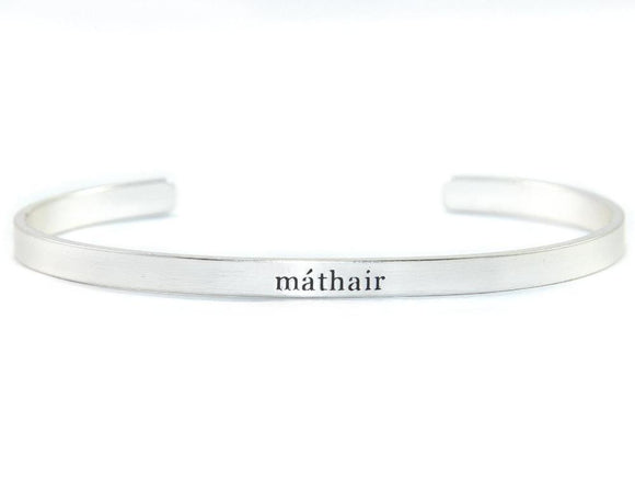 Irish Word Bracelet - máthair (mother)/silvertone